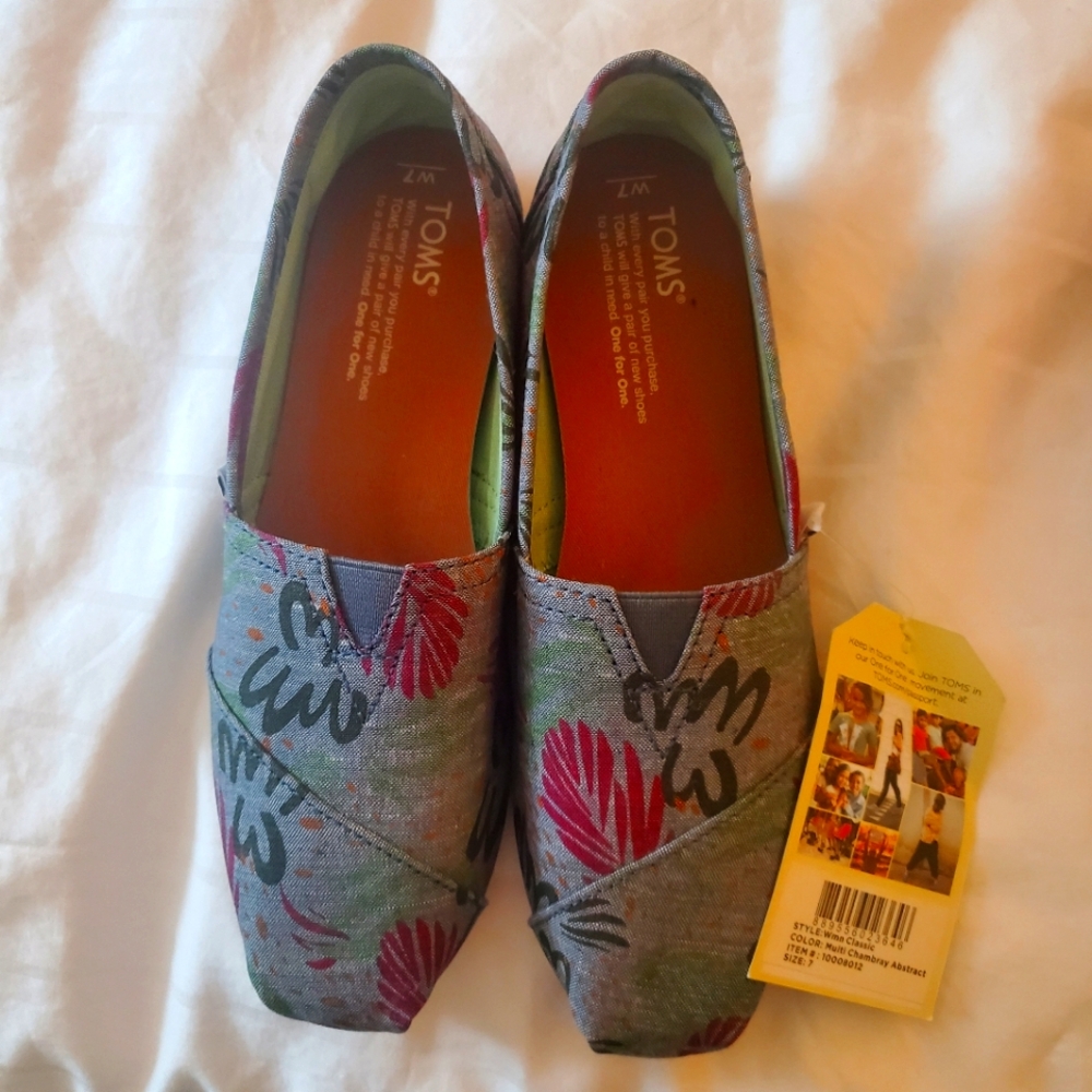 TOMs, New Size 7